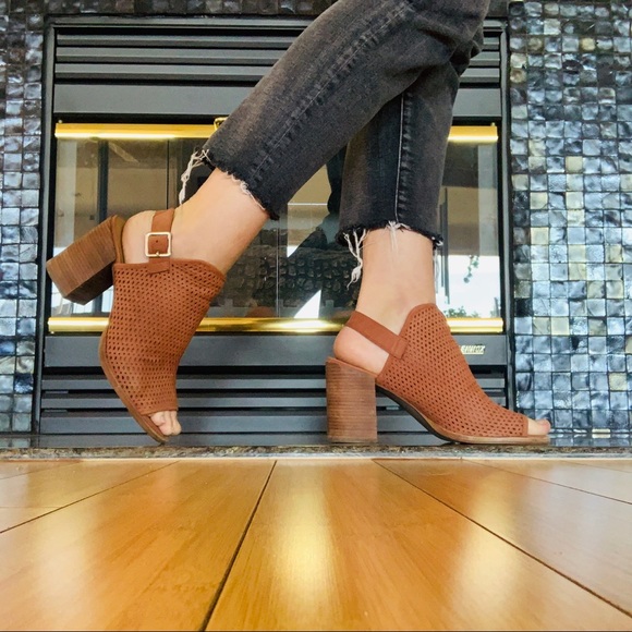 Steve Madden Shoes - Steve Madden ‘Neptune’ Slingback Bootie
